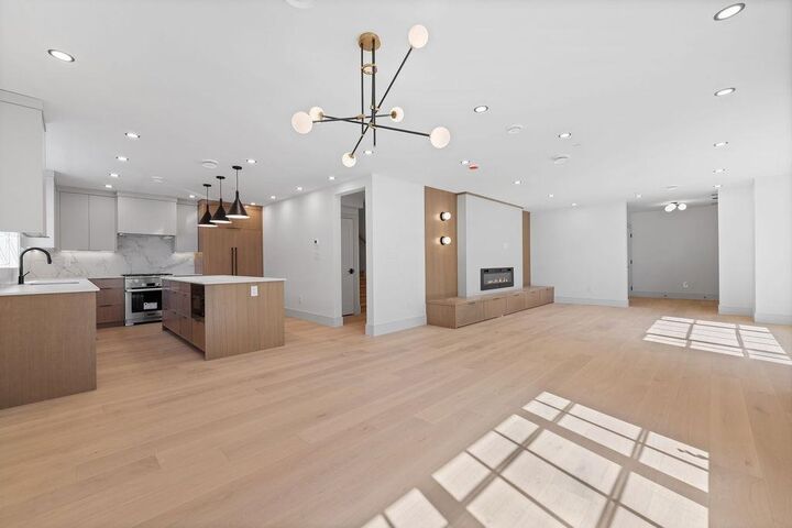 Property Photo: 6841 Cypress Street BC V6P 5L9