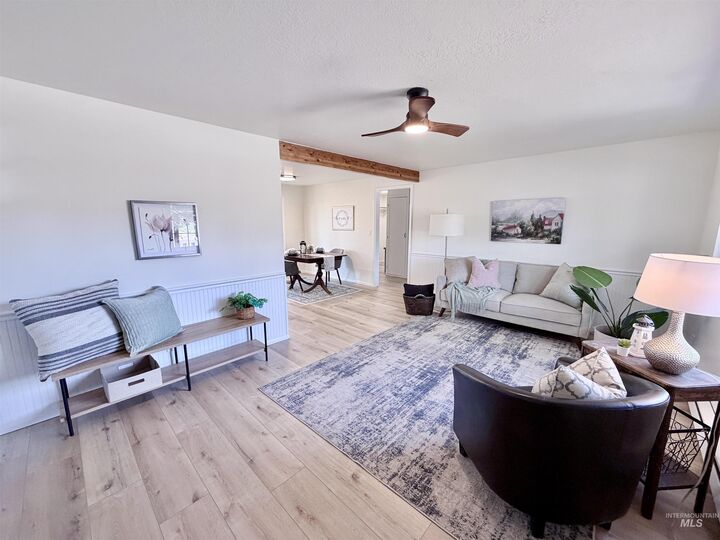Property Photo:  1245 E 16th N  ID 83647 