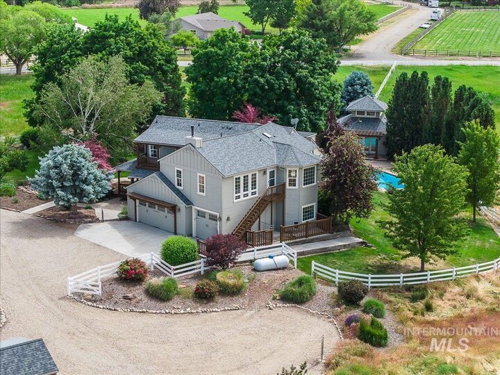 Property Photo: 10060 W Rolling Hills Dr. ID 83669