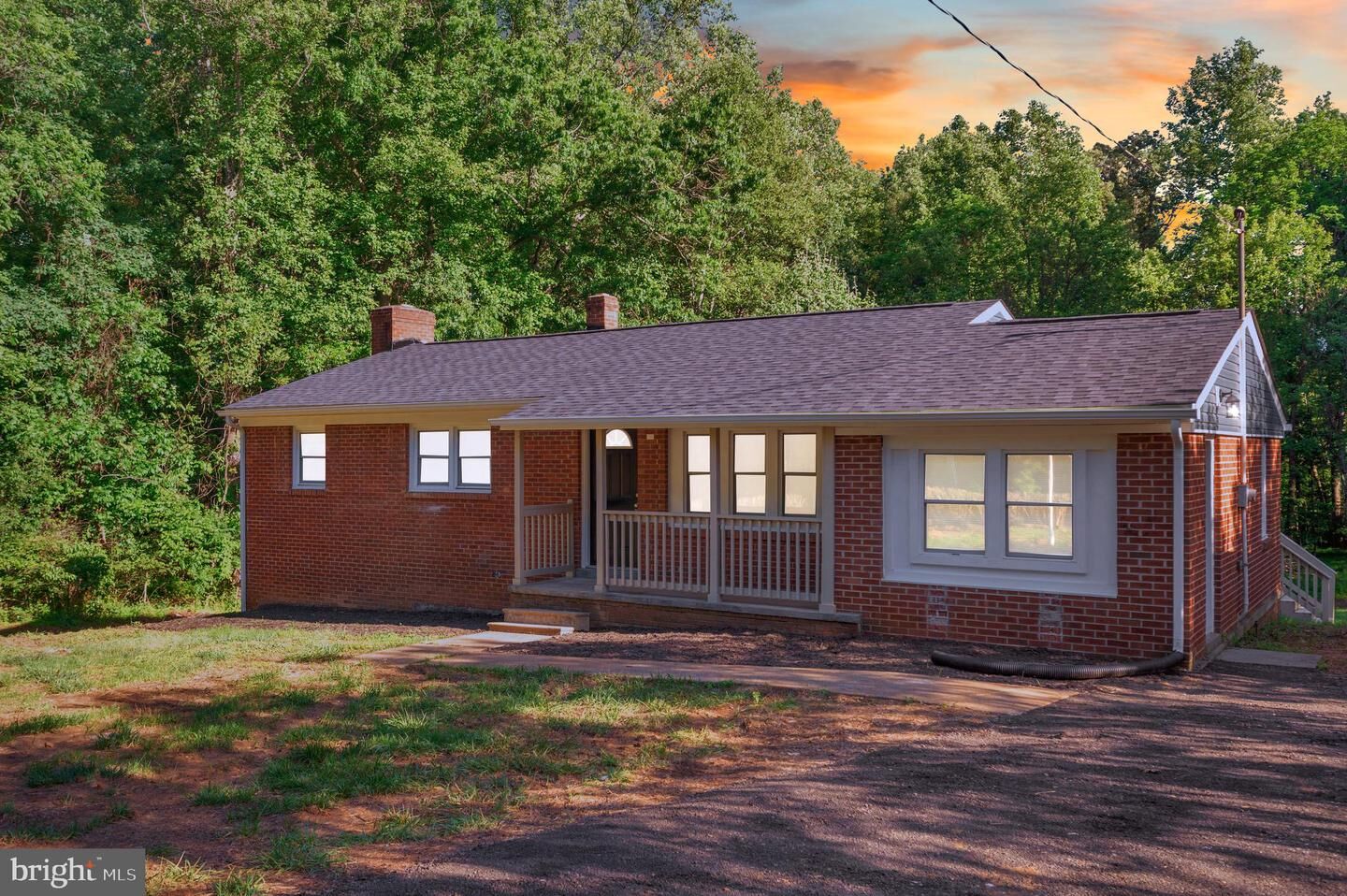 Property Photo: 15402 Reva Road VA 22735