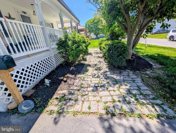 Property Photo:  903 Galbraith Avenue  PA 19061 