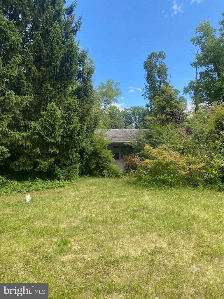 Property Photo:  5509 Clifton Road  VA 20124 