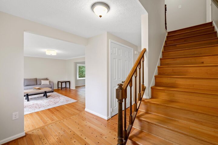 Property Photo:  9718 Locust Hill Drive  VA 22066 