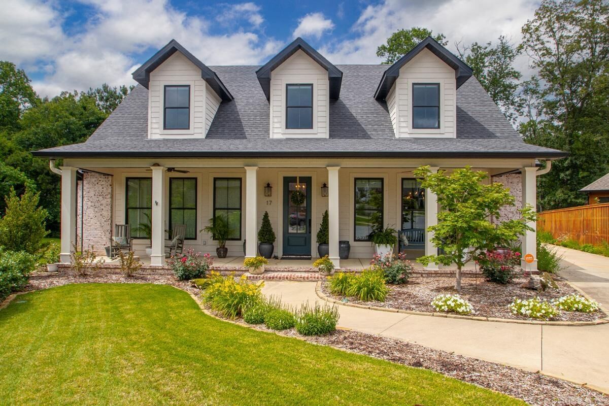 Property Photo: 17 Tupelo Court AR 72223
