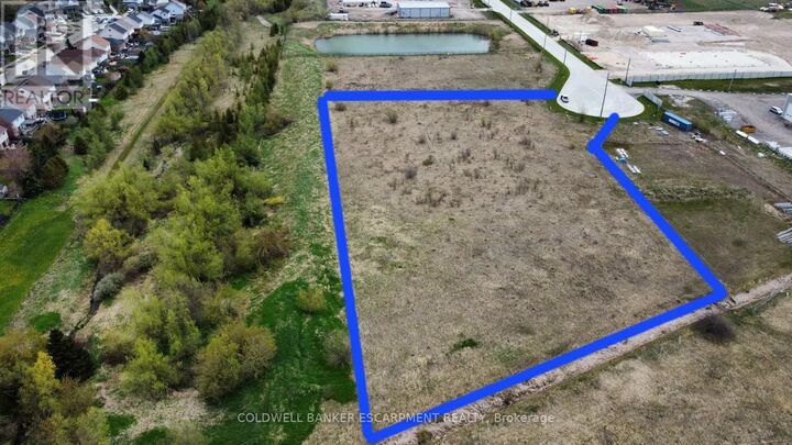 Property Photo:  144 Luxton Way West  ON L9V 3M8 