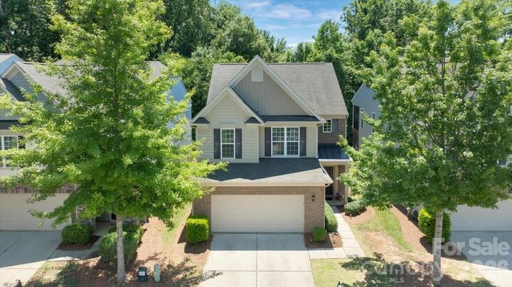 Property Photo:  5122 Mount Clare Lane  NC 28210 