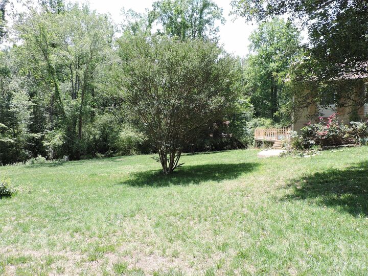 Property Photo: 523 Boxwood Street NC 38638