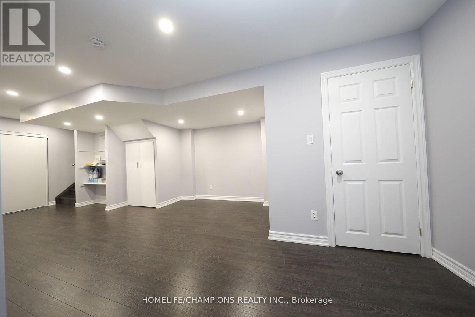 Property Photo:  5 Bellotti Crescent  ON L1Z 0M2 