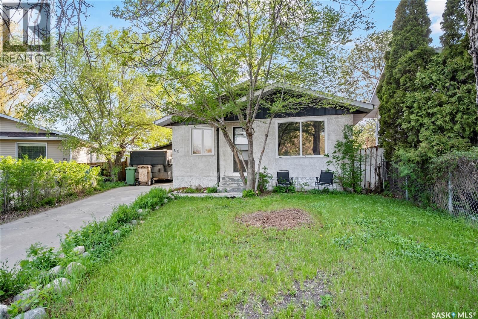 Property Photo: 18 Hyland Crescent SK S4R 7P3