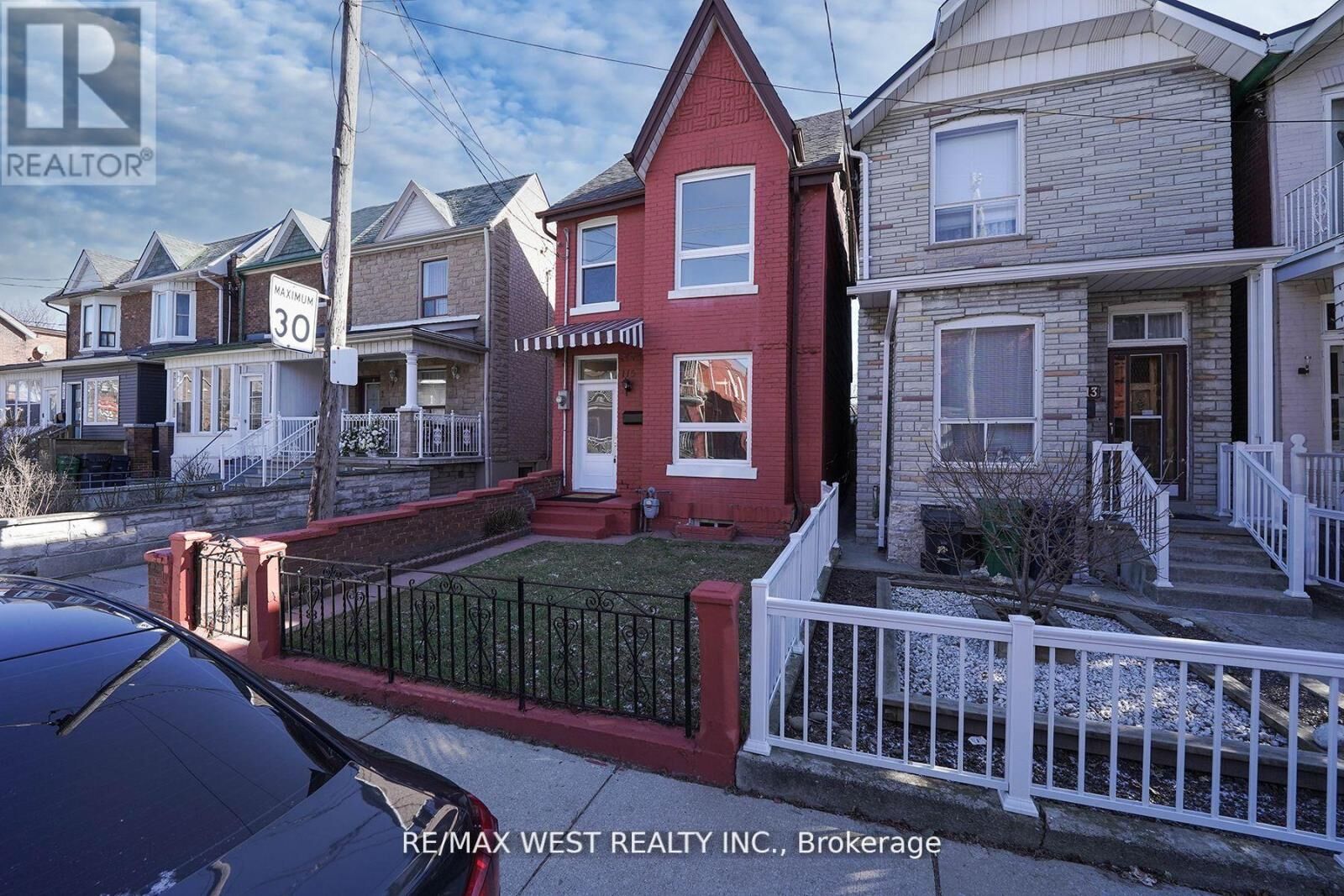 Property Photo:  115 Edwin Avenue  ON M6P 3Z8 