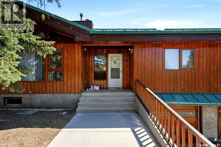 Property Photo: 45 Miller Crescent E SK S0G 3C0
