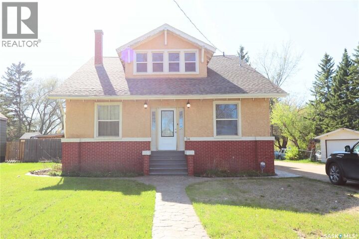 Property Photo: 34 Laurier Avenue SK S3N 1T7