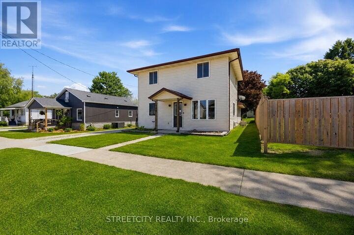 Property Photo: 502 Plympton Street ON N0N 1T0