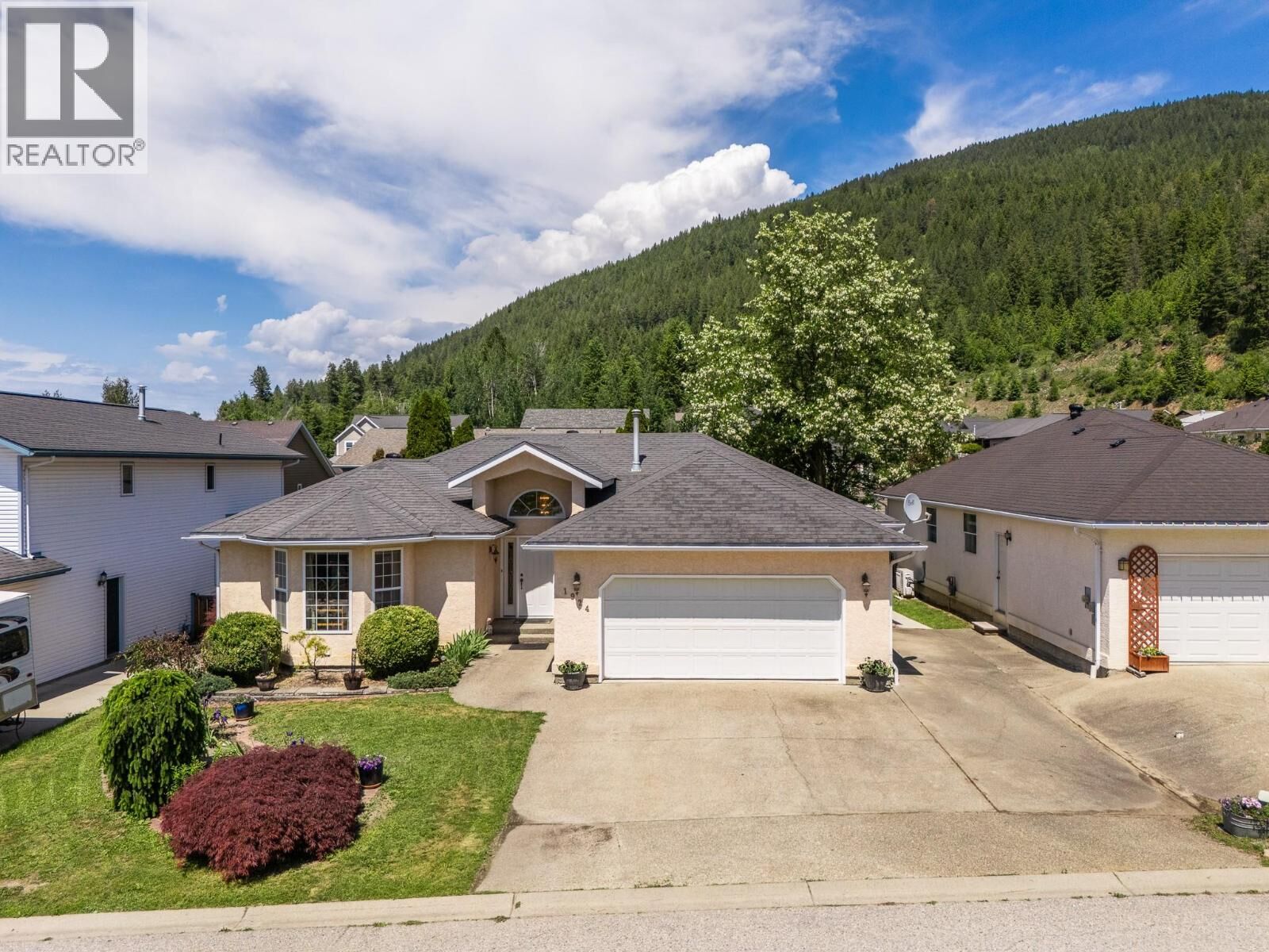 Property Photo:  1924 Hurl Street  BC V0B 1G4 