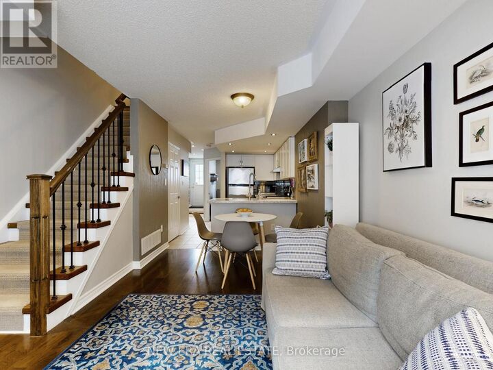 Property Photo:  65 Foundry Avenue 77  ON M6H 4K7 