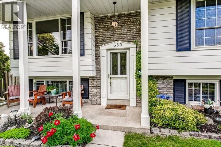 Property Photo: 633 Sheraton Road ON L7L 4B3
