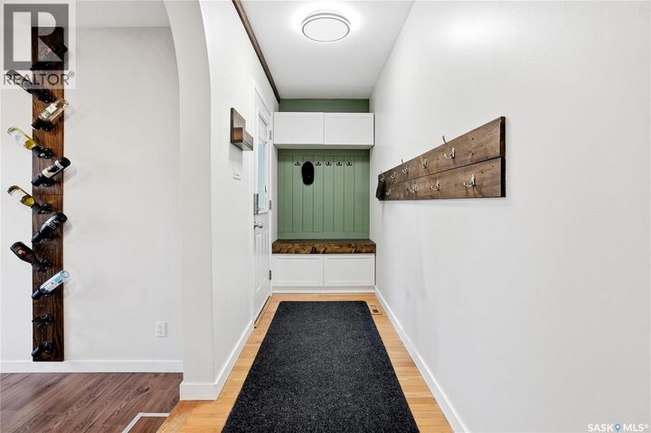 Property Photo:  14 Edenwold Crescent  SK S4R 8A3 