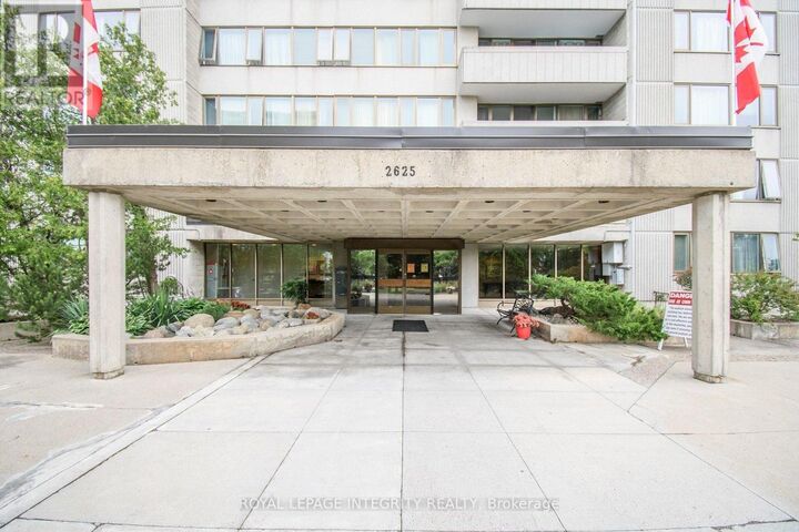 Property Photo: 2625 Regina Street 1708 ON K2B 5W8