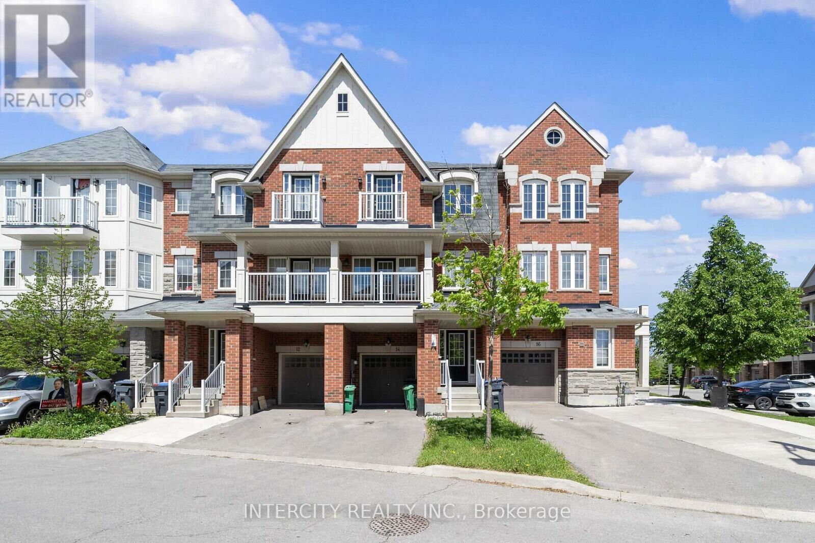 Property Photo: 14 Rabbit Run Way ON L6Z 0J2