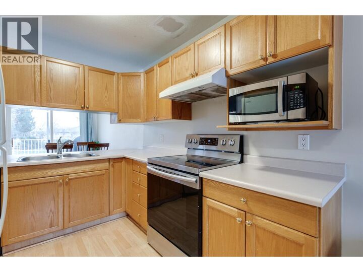 Property Photo:  133 Wyndham Crescent 115  BC V1V 1Y8 