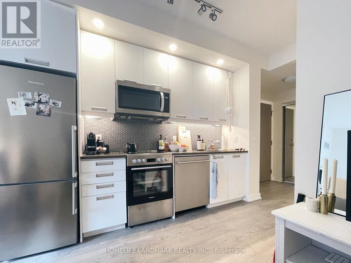 Property Photo:  99 John Street 1606  ON M5V 0S6 