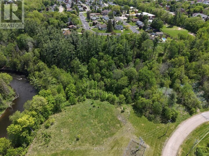 Lot 1 Mutual Avenue — photo 1