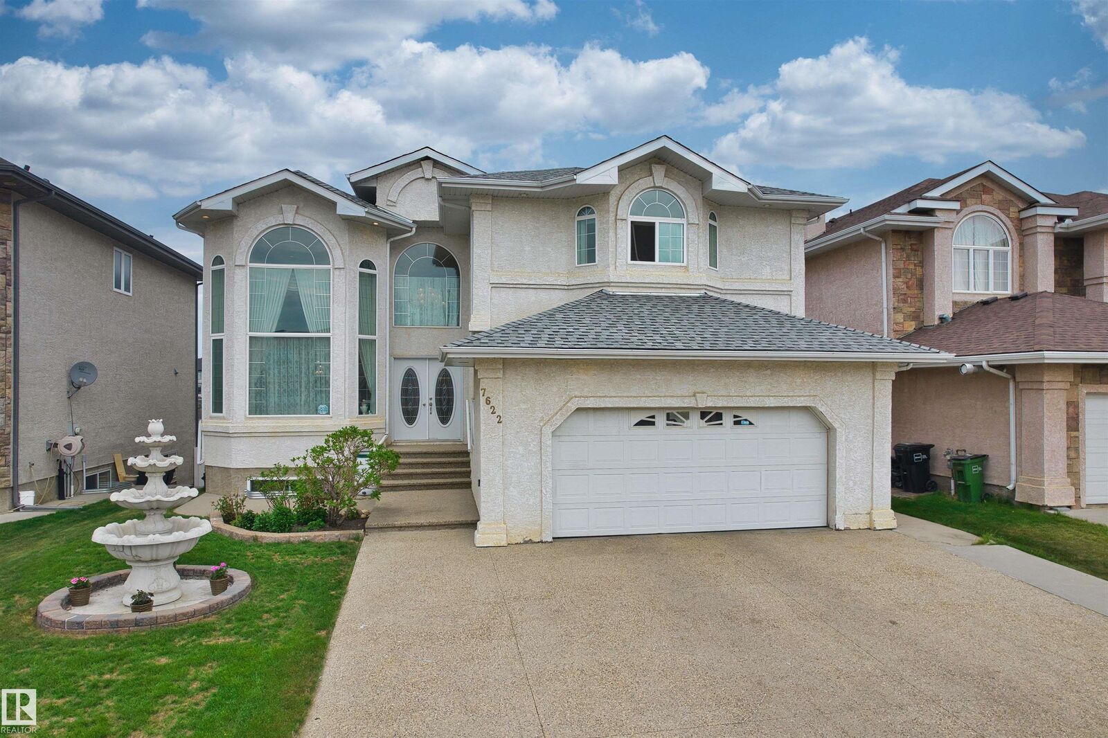 Property Photo: 7622 168A Avenue NW AB T5Z 3Y7