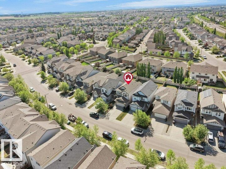 Property Photo:  3101 Arthurs Crescent SW  AB T6W 2H7 