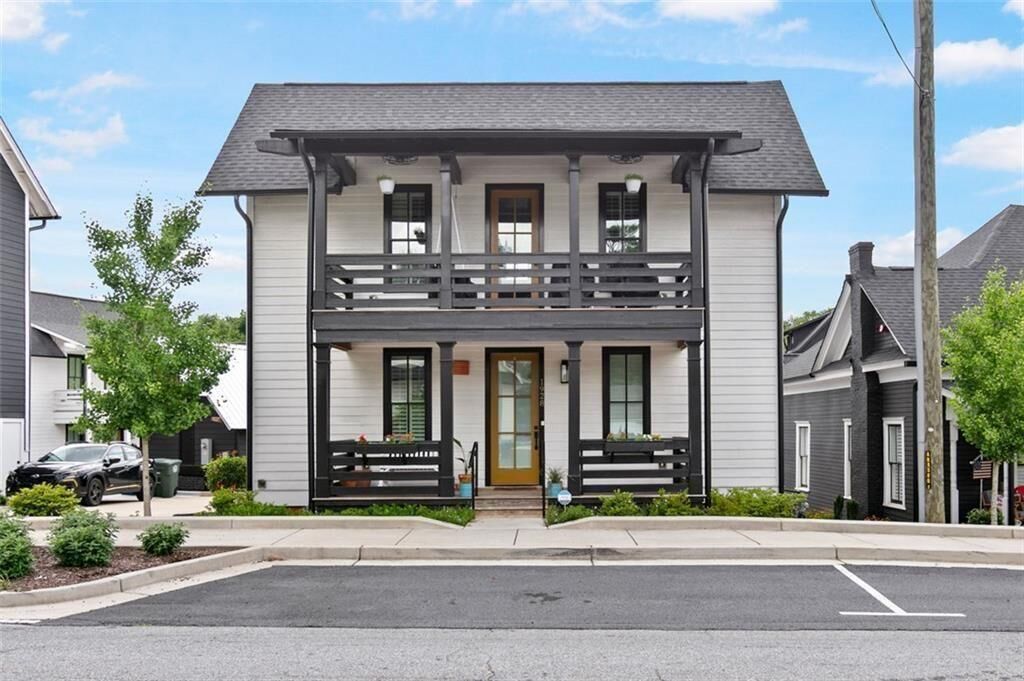 Property Photo:  1928 Galt Commons  GA 30144 