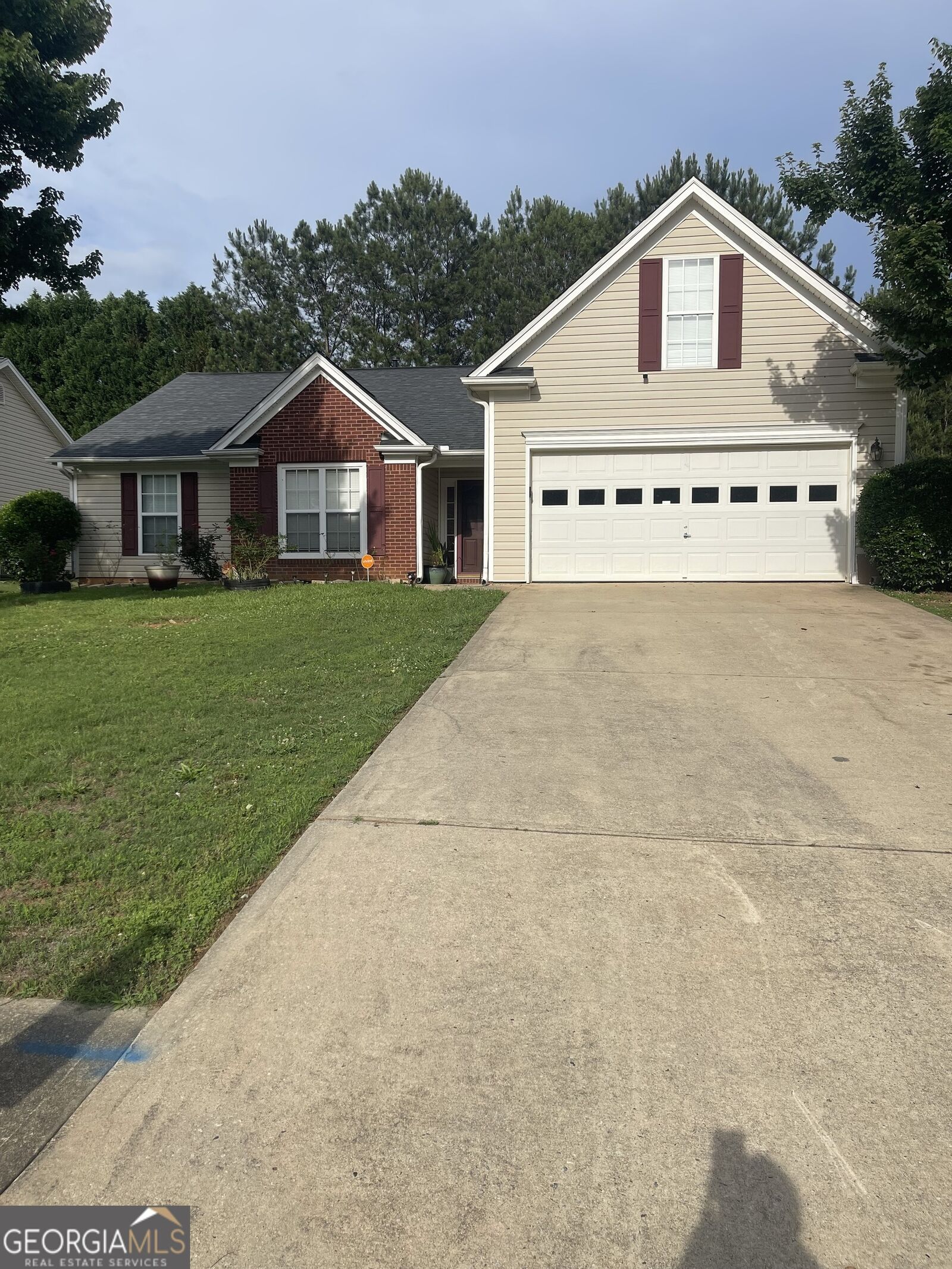 Property Photo: 1295 Silverstone Trail GA 30238