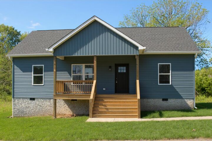 Property Photo:  729 Walker Avenue  GA 30741 