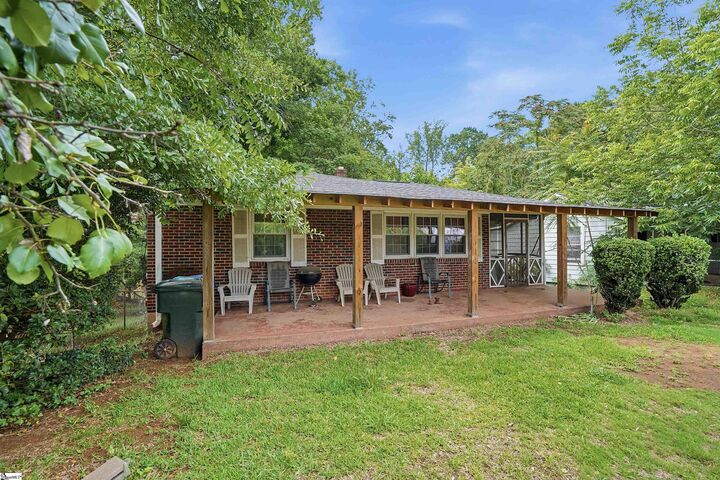 Property Photo:  216 Glenn Road  SC 29607 