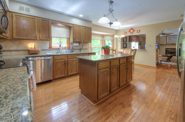 Property Photo: 8008 Montero Dr KY 40059