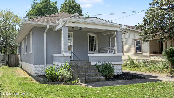 Property Photo: 1104 Barret Ave KY 40204