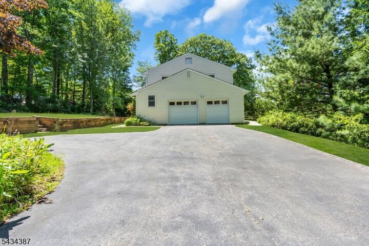 Property Photo:  132 Rolling Ridge Rd  NJ 07480 