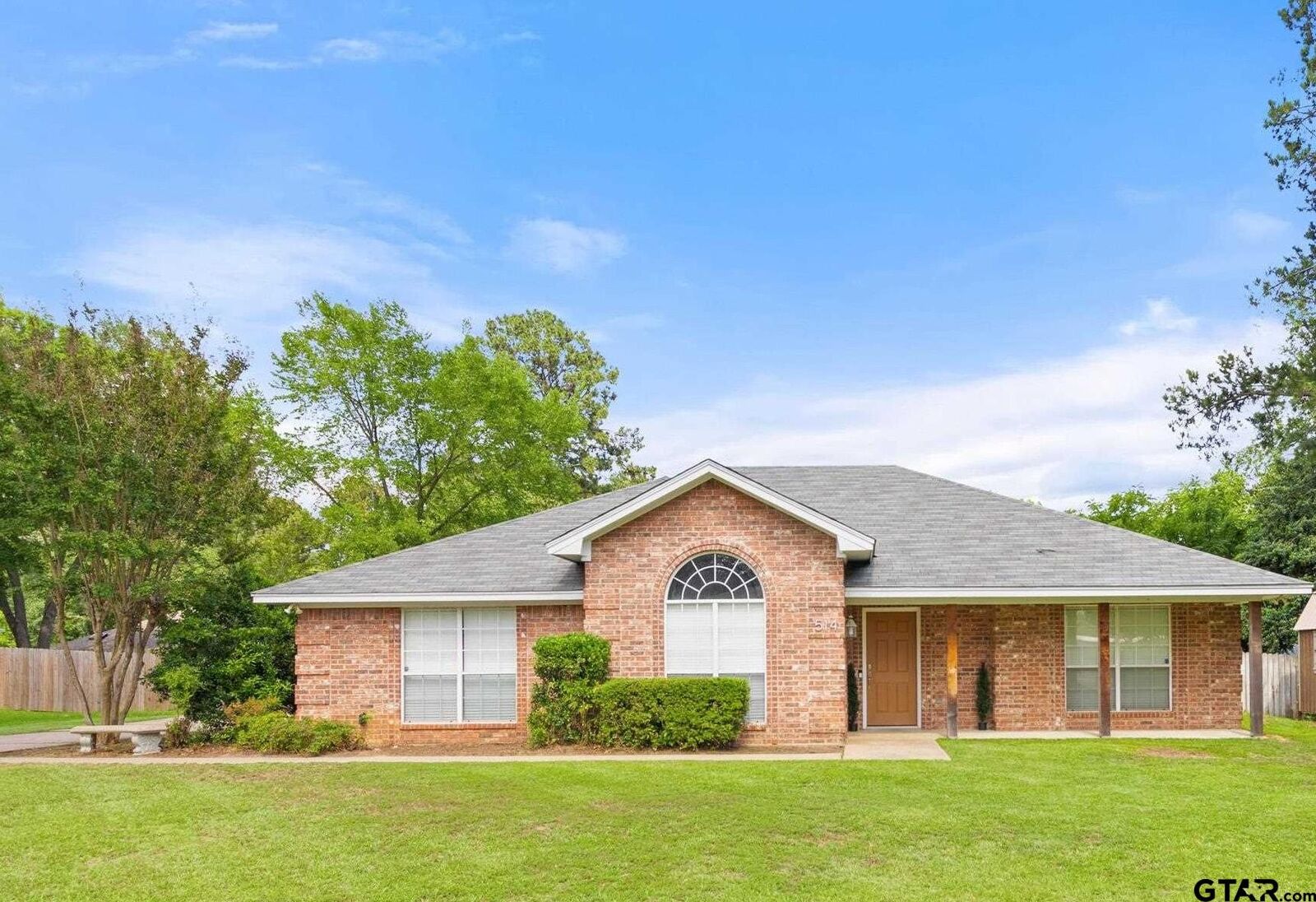 Property Photo: 514 Juanita TX 75758