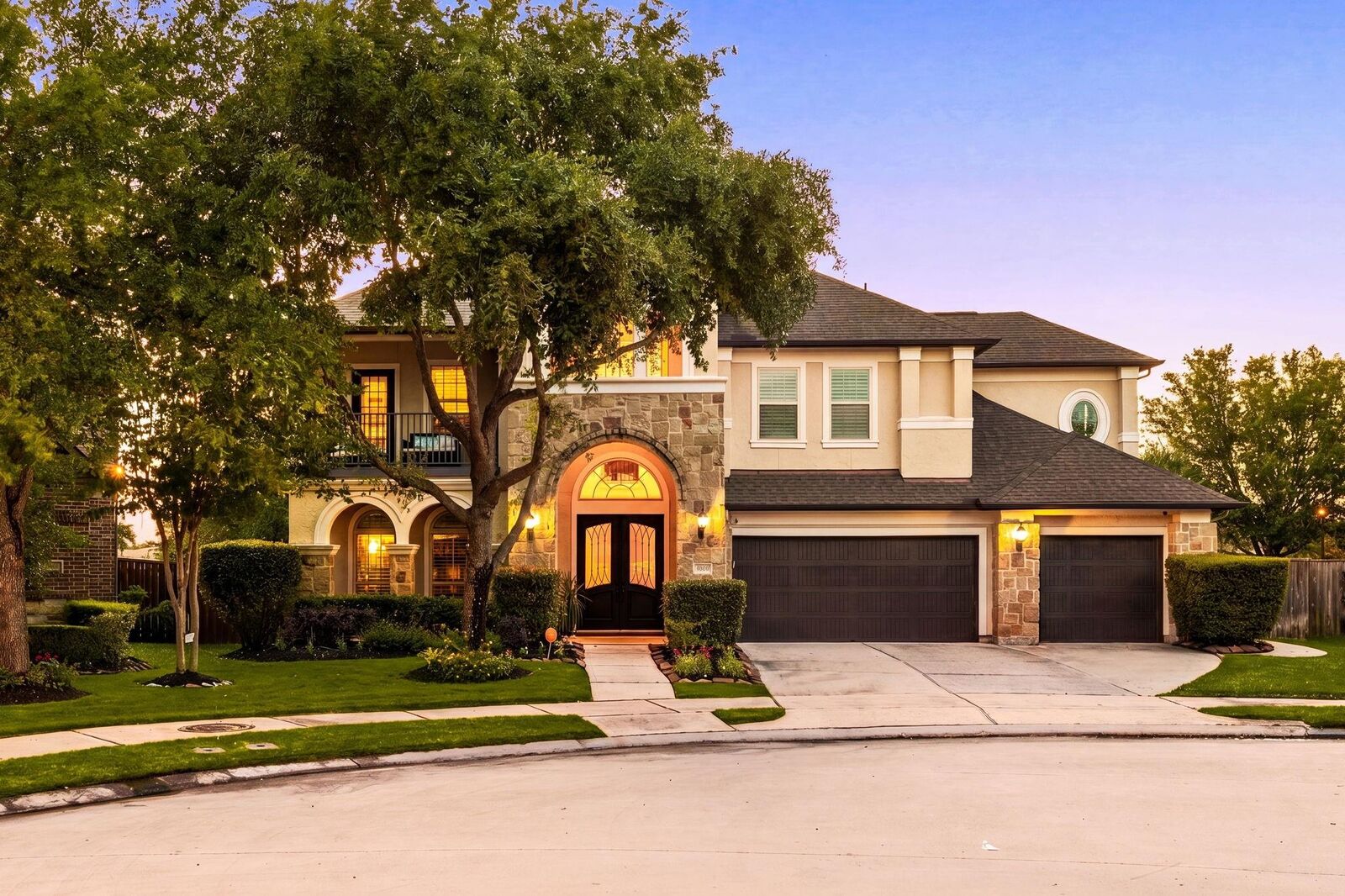 Property Photo:  5102 Hawthorne Bend Drive  TX 77494 