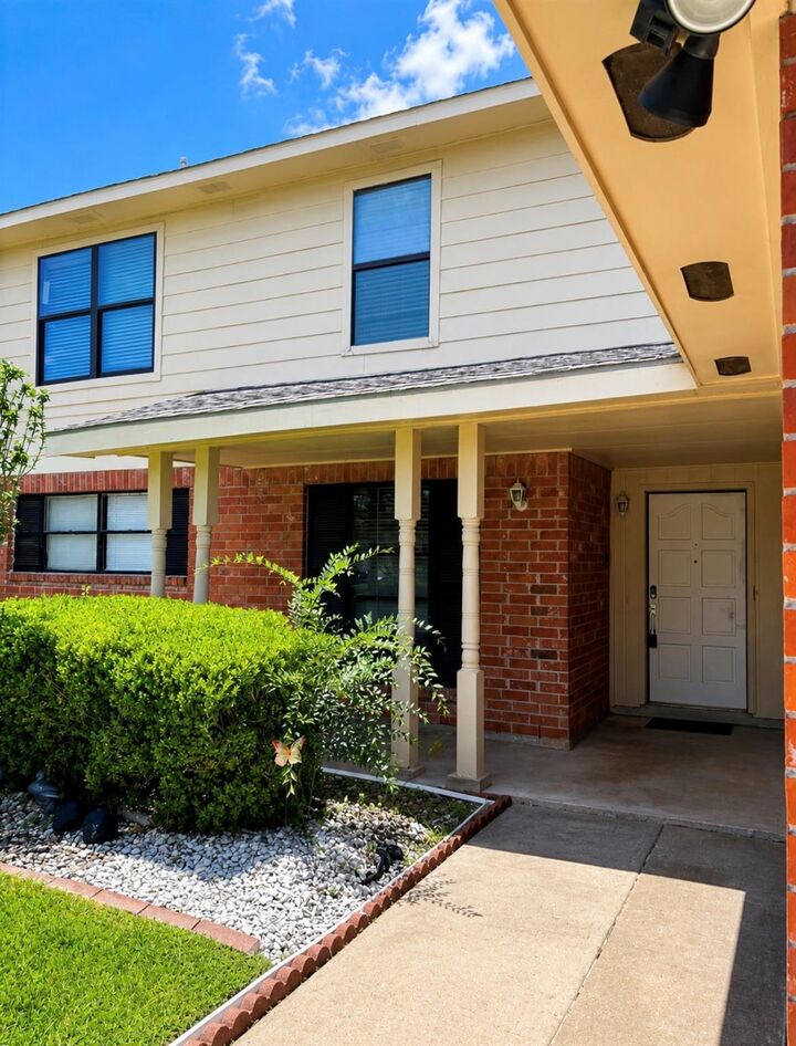 Property Photo: 10518 Quail Ridge Lane TX 77498