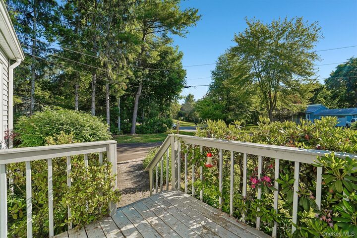 Property Photo:  5 Mountain View Drive  NY 10990 