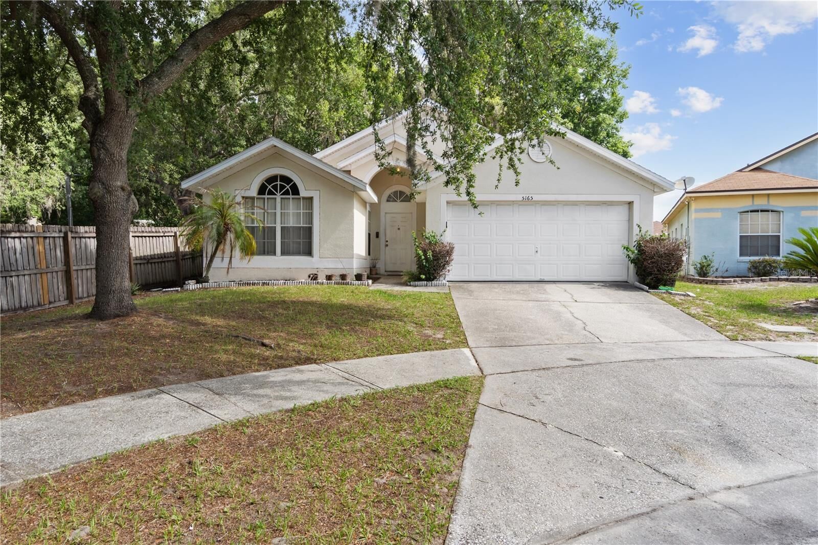 Property Photo: 5165 Innesbrook Court FL 32808