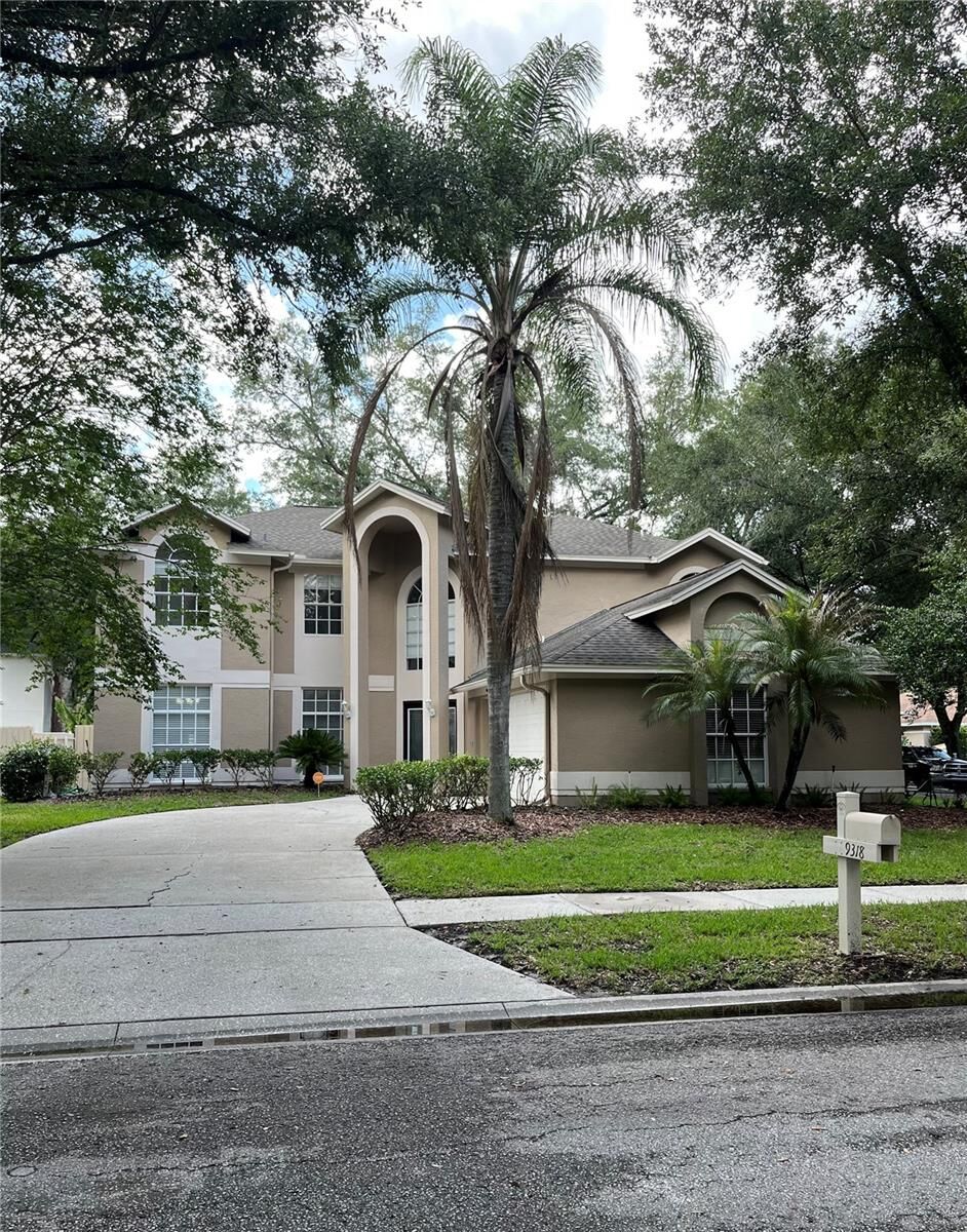 Property Photo:  9318 Heritage Oak Court  FL 33647 