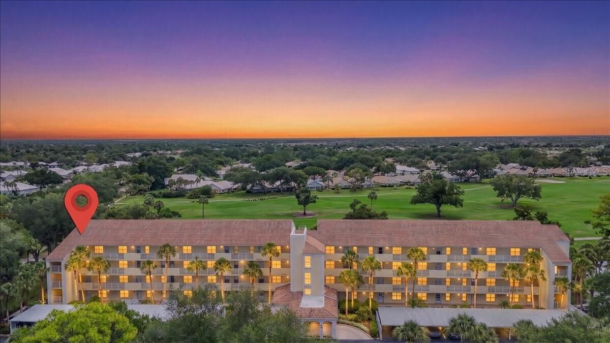 Property Photo:  1040 Wexford Boulevard 1040  FL 34293 