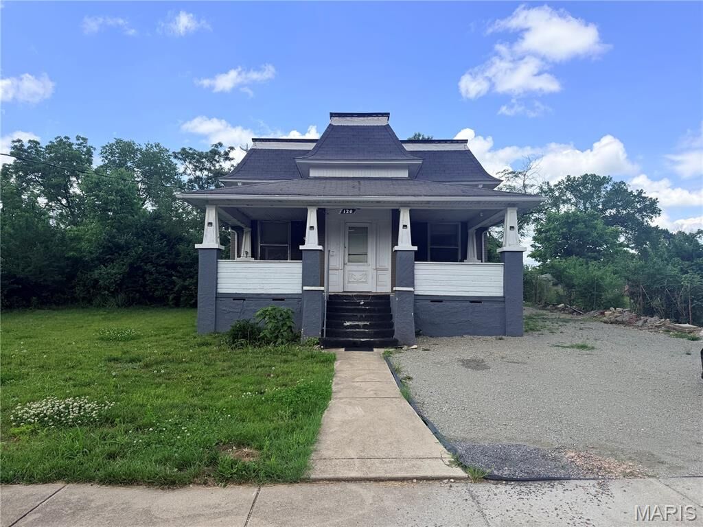 Property Photo:  120 Bryan Street  MO 63601 