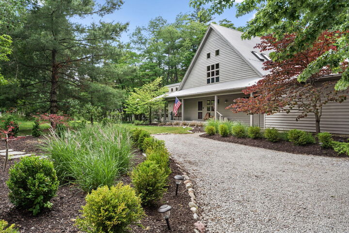 Property Photo:  13670 Cottonwood Lane  MI 49115 