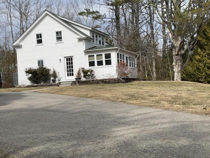 Property Photo: 2122 Atlantic Highway ME 04849