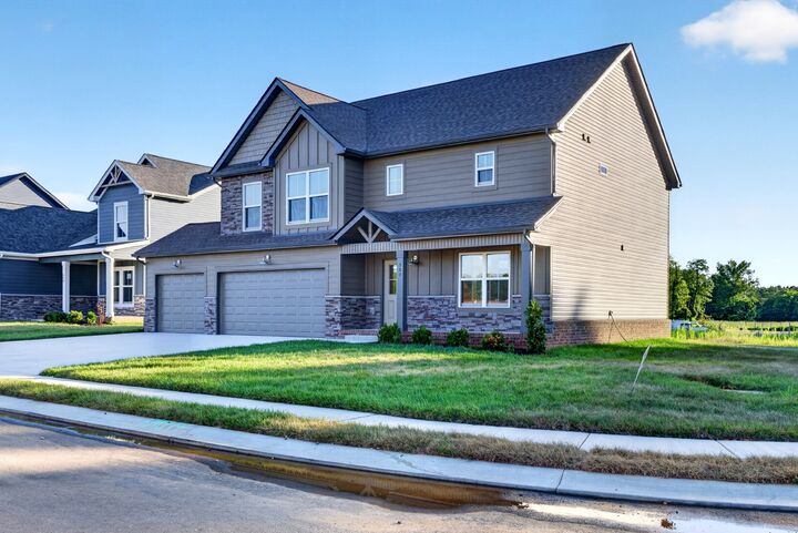 Property Photo:  502 Willow Park Dr  TN 37043 