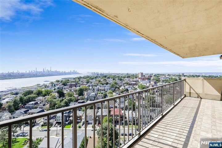 Property Photo:  200 Winston Drive 2019  NJ 07010 