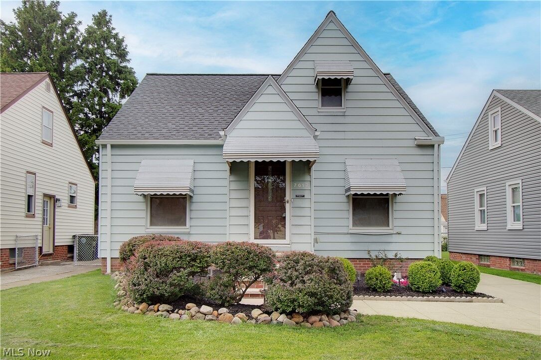Property Photo: 7612 Ira Avenue OH 44144