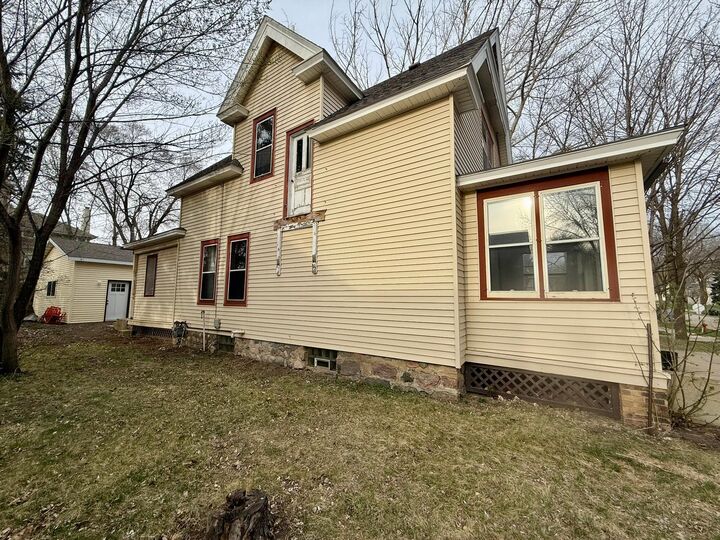 Property Photo:  227 1st Avenue SE  MN 56334 