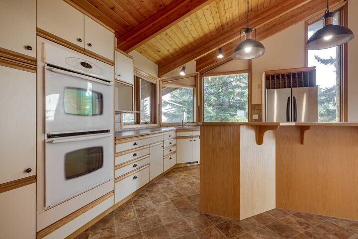 Property Photo: 273167 Range Road 25 AB T4B 4P6